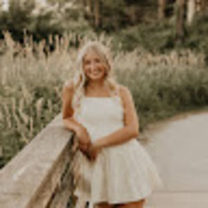 Meet your Posher, Zoie